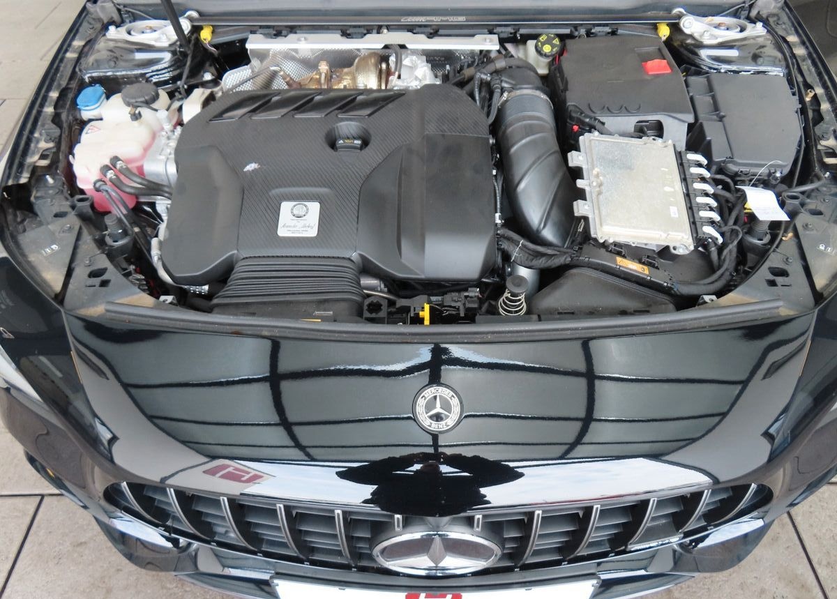 Mercedes-Benz CLA 45 AMG 4Matic+ Coupe Night Paket foto 17