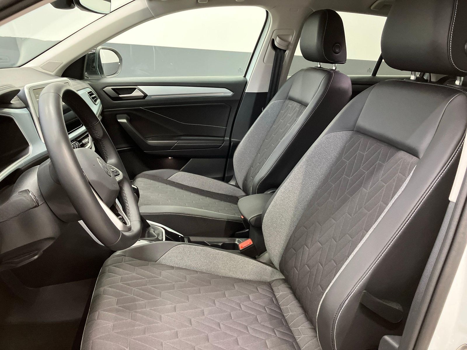 Volkswagen T-Roc Goal 1.0 TSI ACC Navi LED Side Assist foto 9
