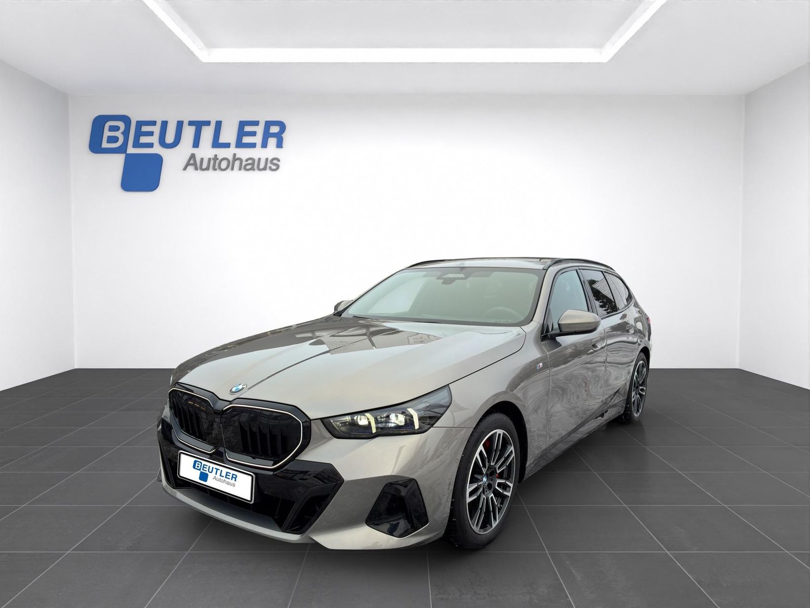 BMW 540d xDrive Touring M Sport Pro Sitzklima DAP