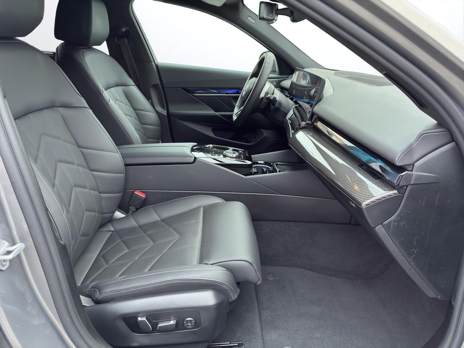 BMW 540d xDrive Touring M Sport Pro Sitzklima DAP foto 19
