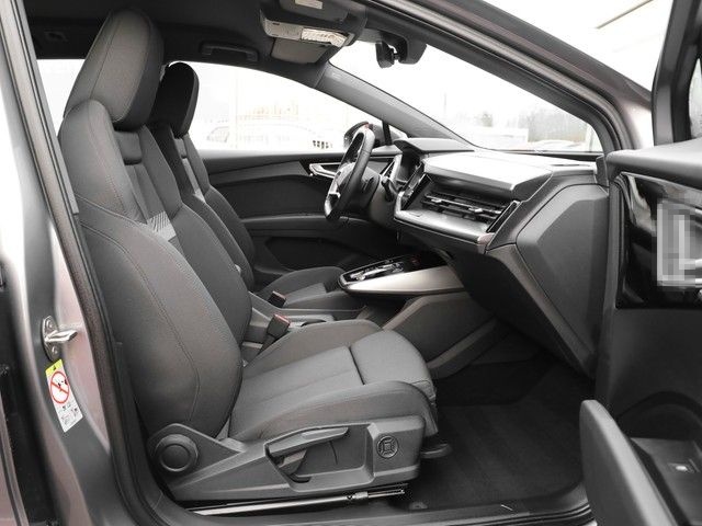 Audi Q4 e-tron 40 ACC AHK Navi+ Sports. LM19 foto 9