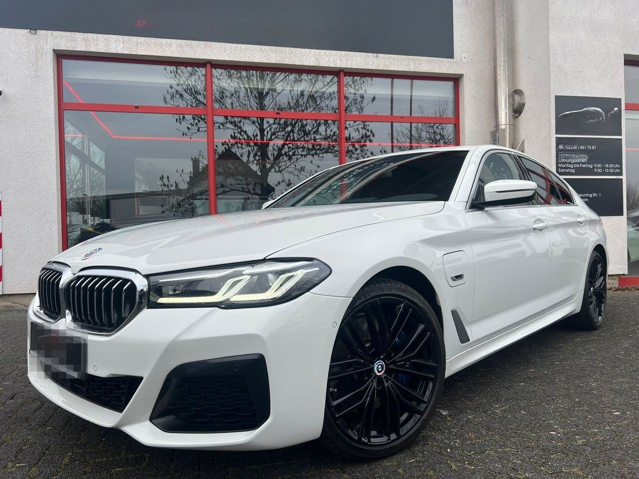 BMW 545 e xDrive M Sport SHZ/SHD/20"/HARMAN/Bmw M 50
