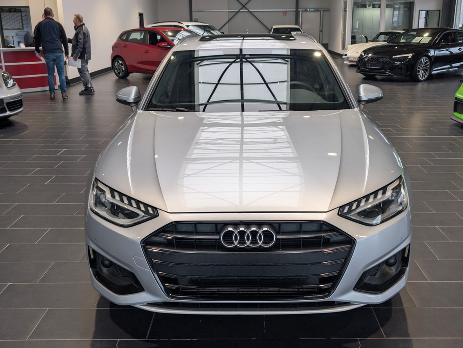 Audi A4 Avant 40 TFSI S tronic advanced 8-fach foto 3