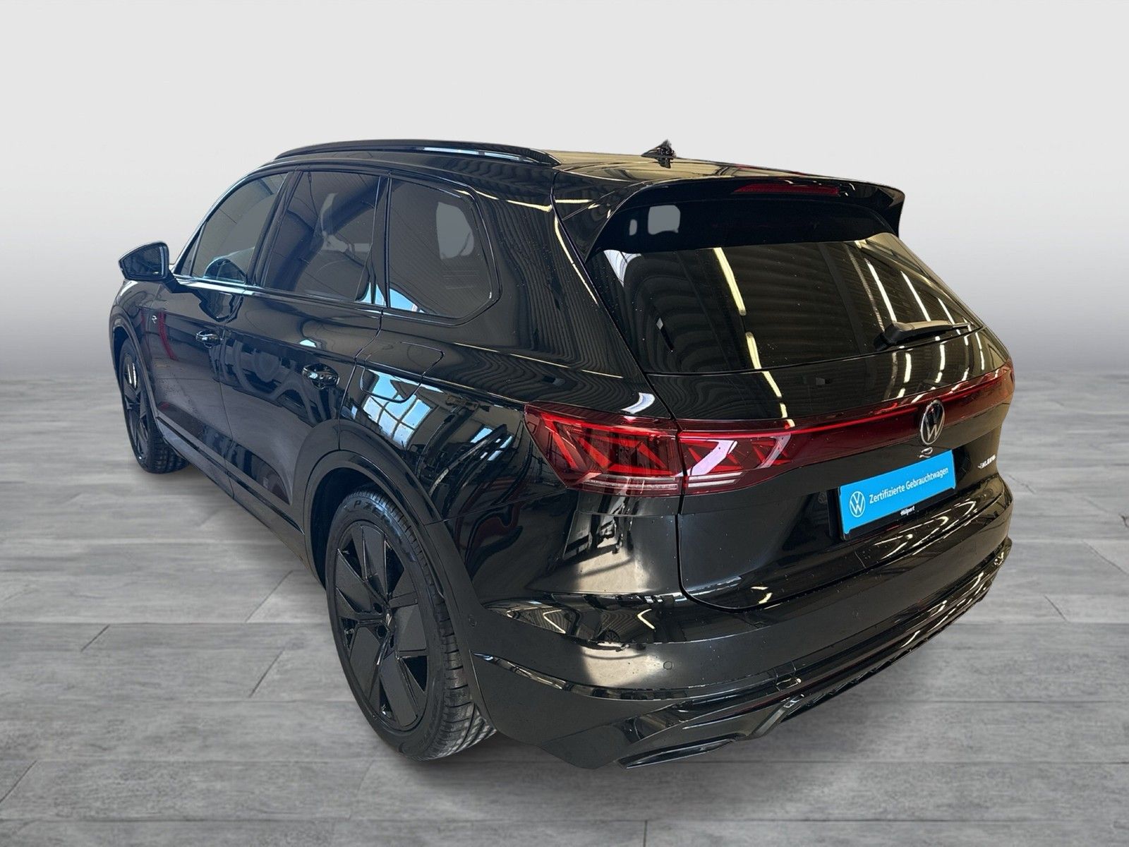 Volkswagen Touareg HYBRID R PANO DYNAUDIO CAM ACC LM21 foto 3