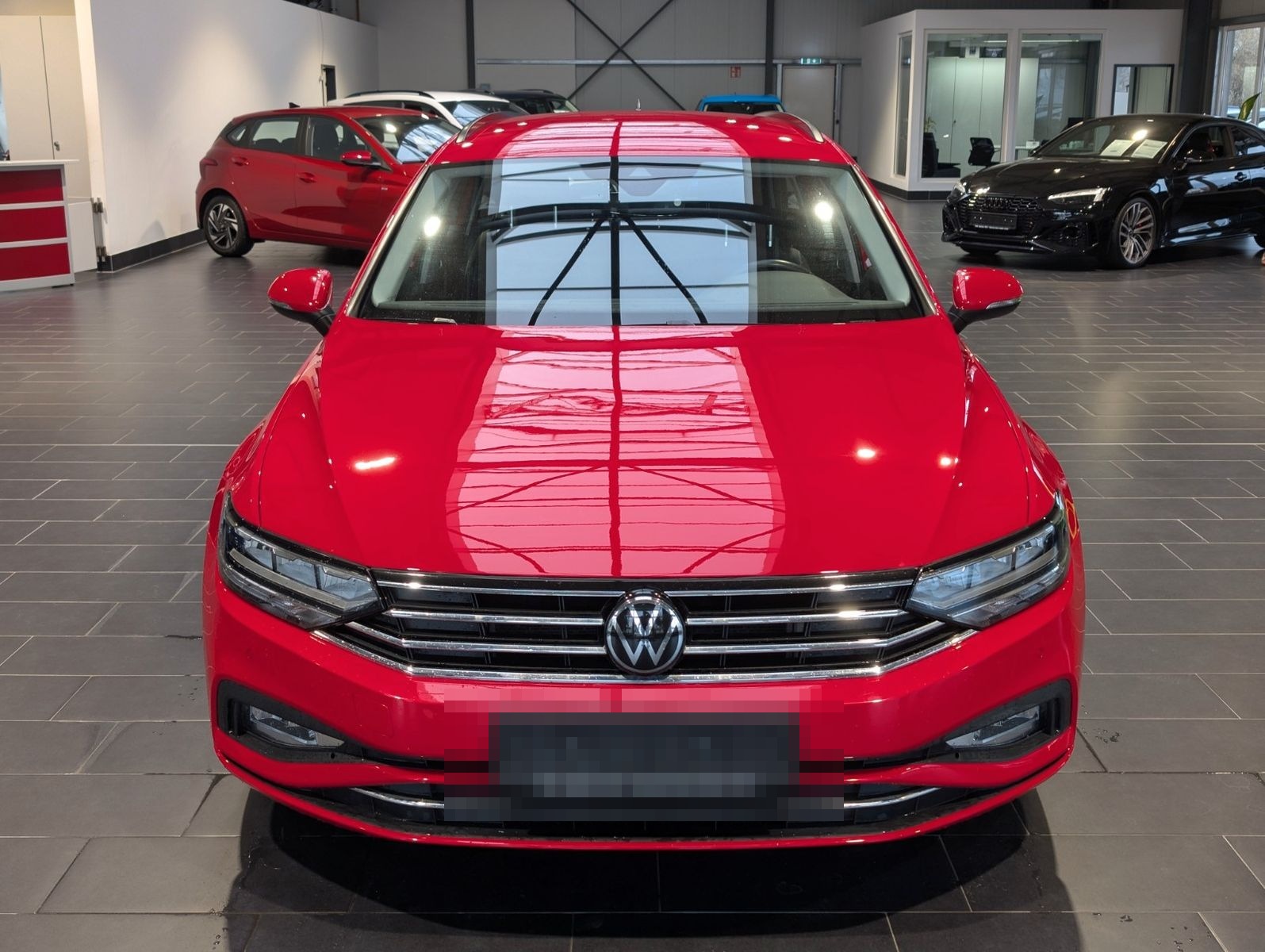 Volkswagen Passat Variant 2.0 TDI SCR DSG Business 8-fach foto 3