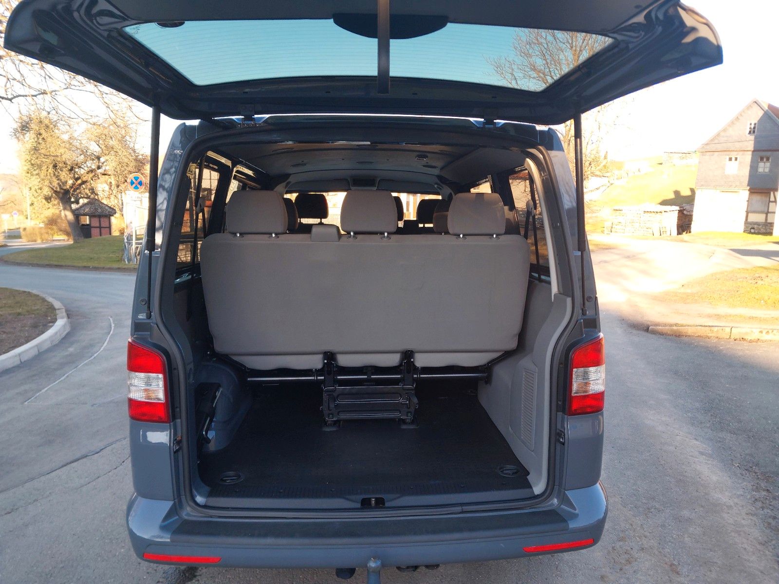 Volkswagen T5 Caravelle 9 Sitzer Top Zustand foto 6