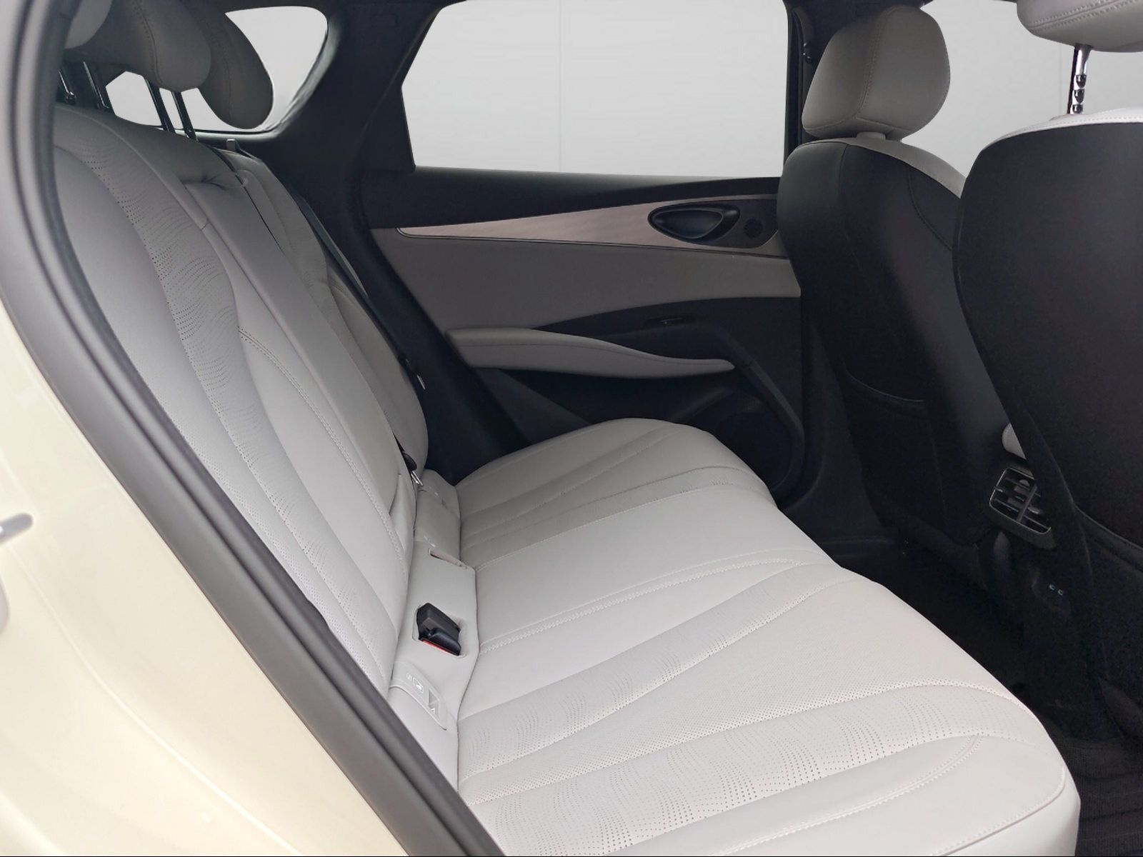 BYD SEAL 06 DMi Touring Comfort foto 9