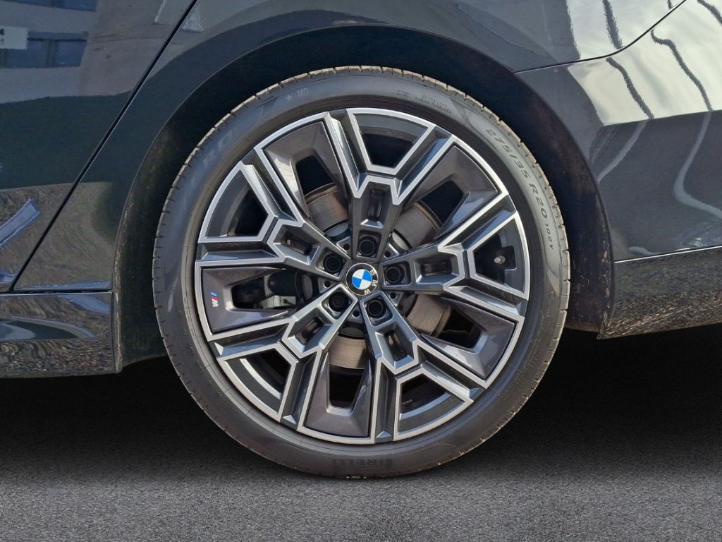 BMW 520 d xDrive M Sport ACC 360 Kamera e-Sitze HUD foto 7