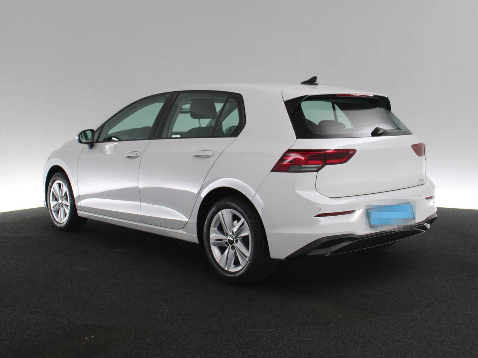 Volkswagen Golf VIII 1.5 eTSI Life LED NAVI SHZ PDC KEYLESS foto 6