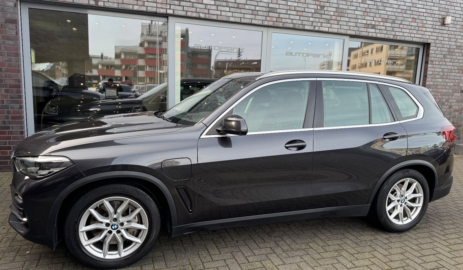 BMW X5 xDr 45e HUD 360 DA ACC HiFi MMRY Luft E.Sitz foto 9
