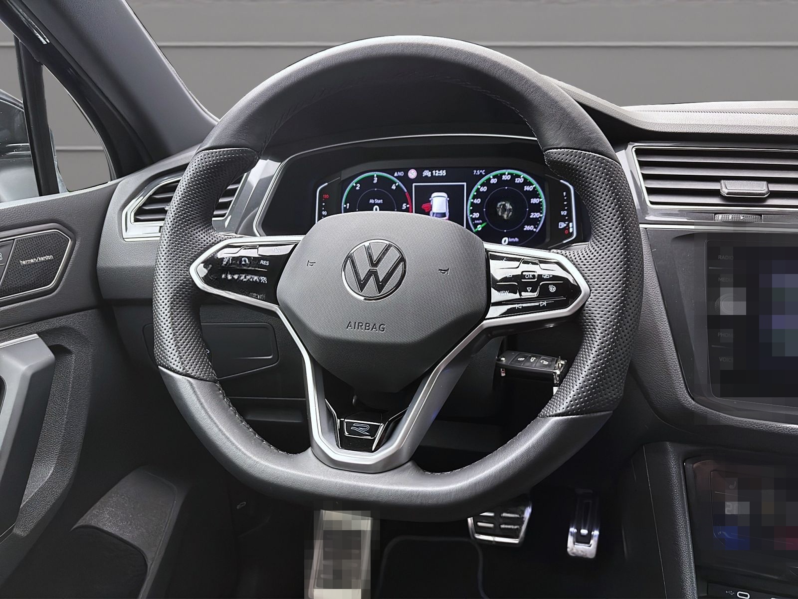 Volkswagen Tiguan 2.0 TDI DSG R-LINE STDHZG NAVI KAMERA AHK foto 11