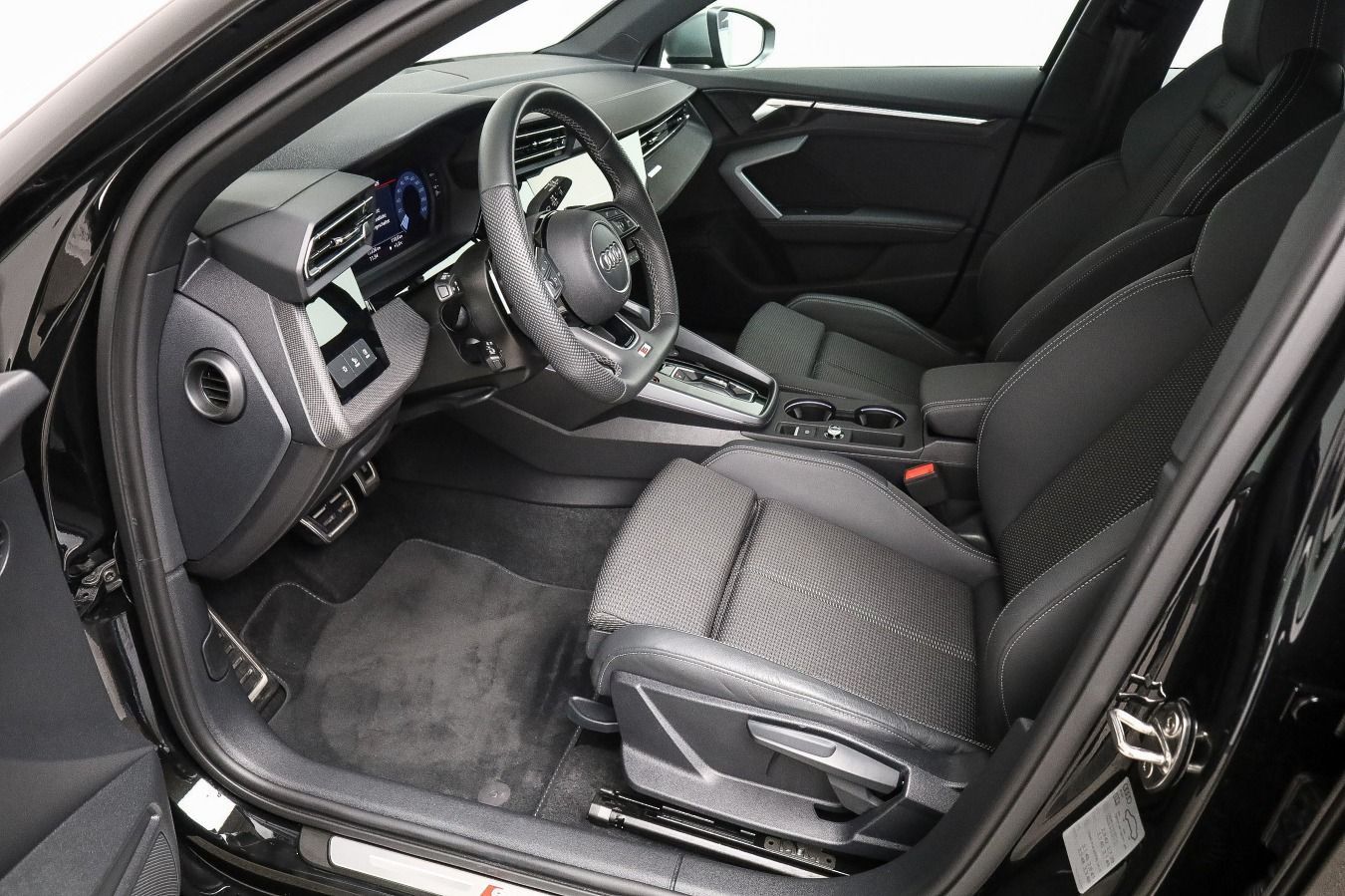Audi S3 Sportback Assist, Interface, Kamera, SHZ foto 8