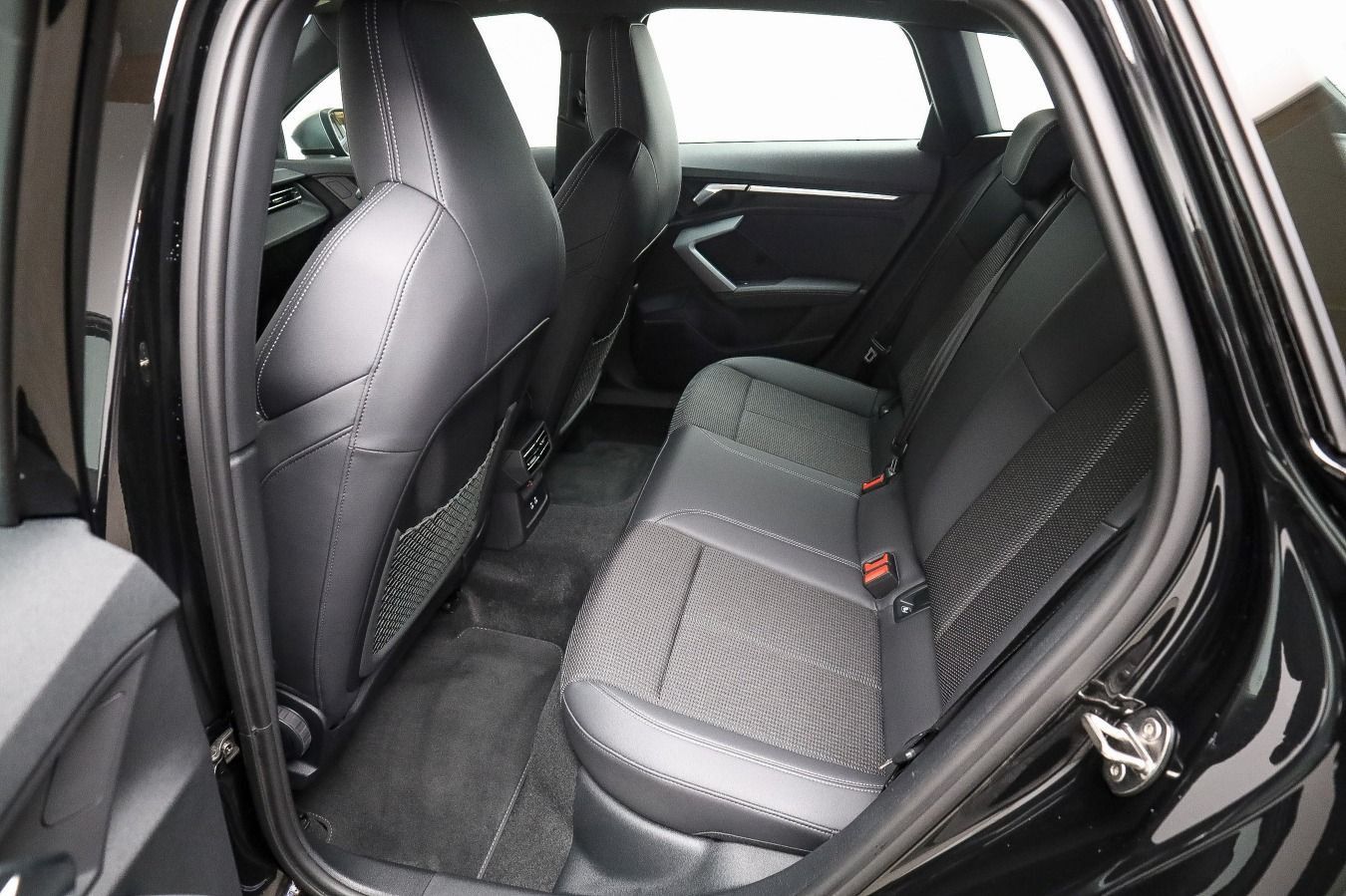 Audi S3 Sportback Assist, Interface, Kamera, SHZ foto 9