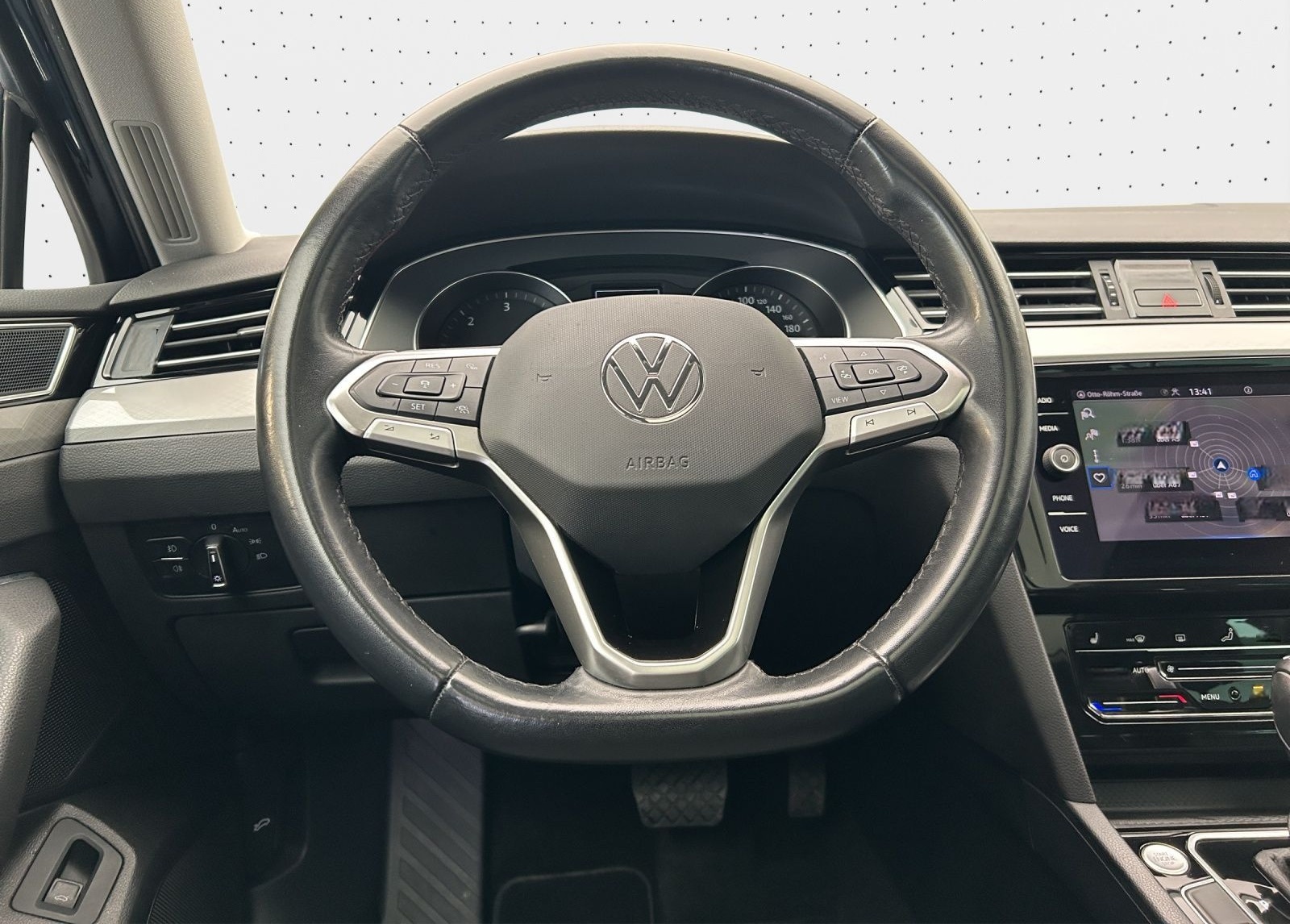 Volkswagen Passat Variant Business 2.0 TDI*NAVI*AHK*PANO*KA foto 8