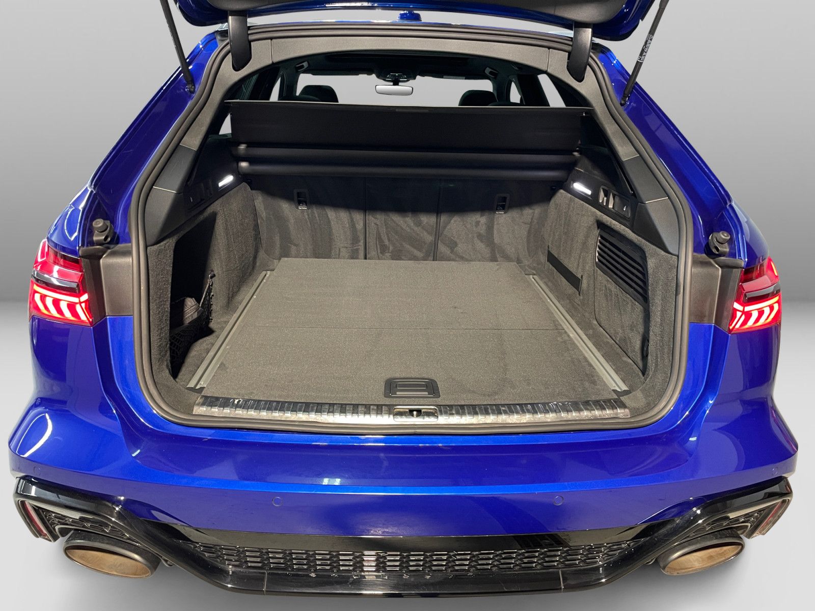 Audi RS6 Avant 4.0TFSI quattro Tiptrc Pano B&O 280kmh foto 12