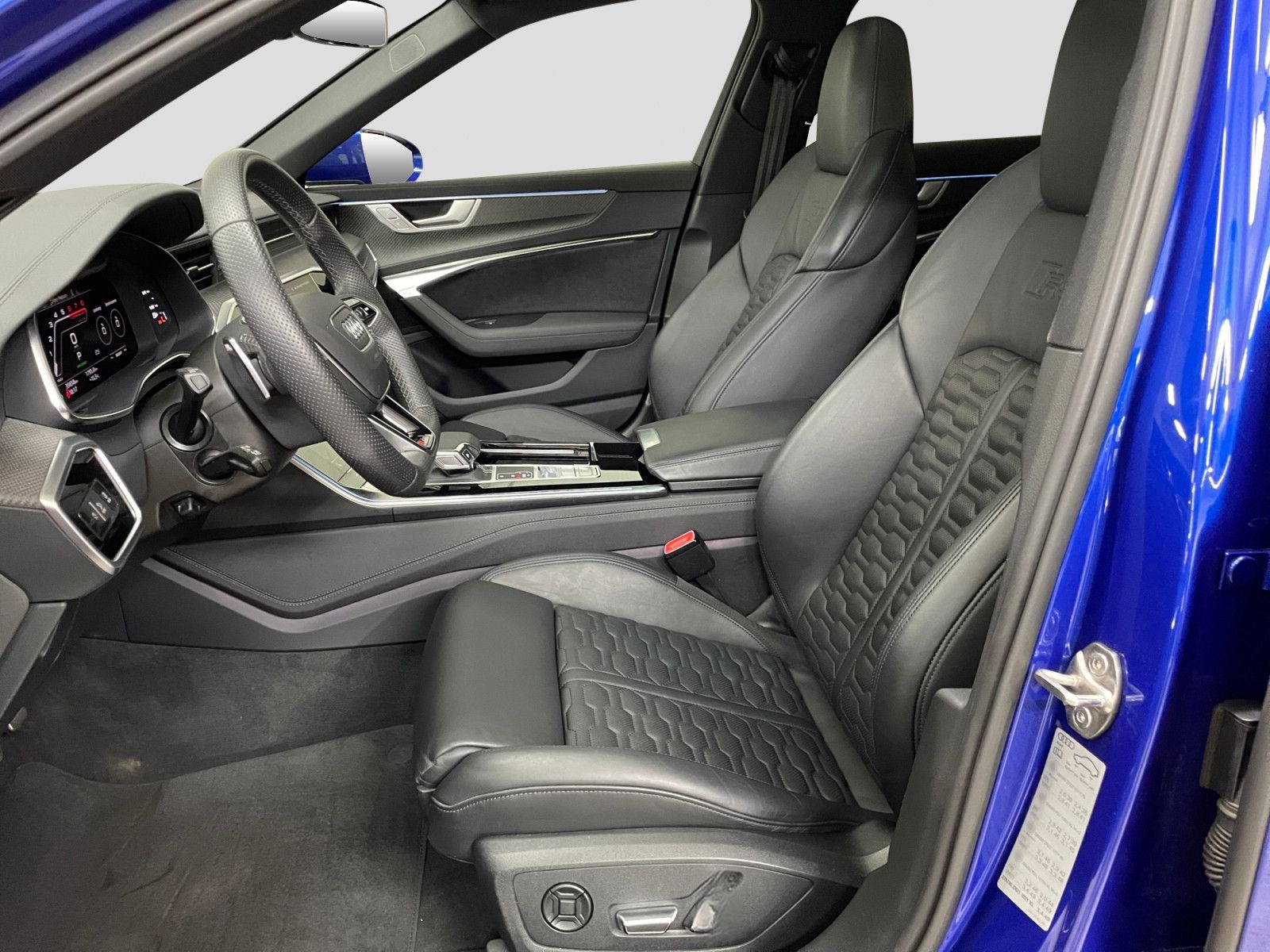 Audi RS6 Avant 4.0TFSI quattro Tiptrc Pano B&O 280kmh foto 10