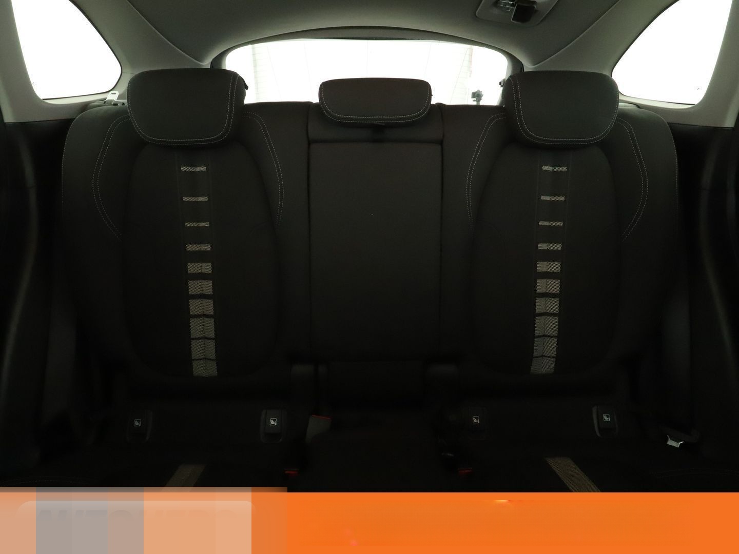 BMW X1 xDrive 20i Advantage Aut.*NAVI*LED*TEMPO*PDC* foto 16