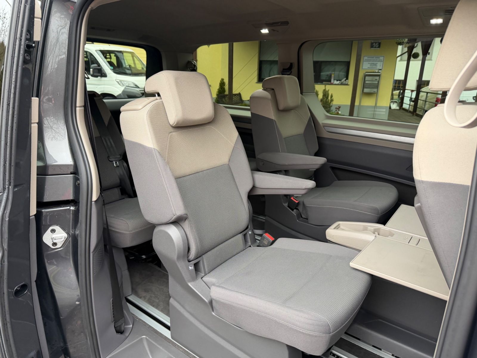 Volkswagen T7 Multivan Aut. Life Long 6Sitz AhkAccKamera foto 15