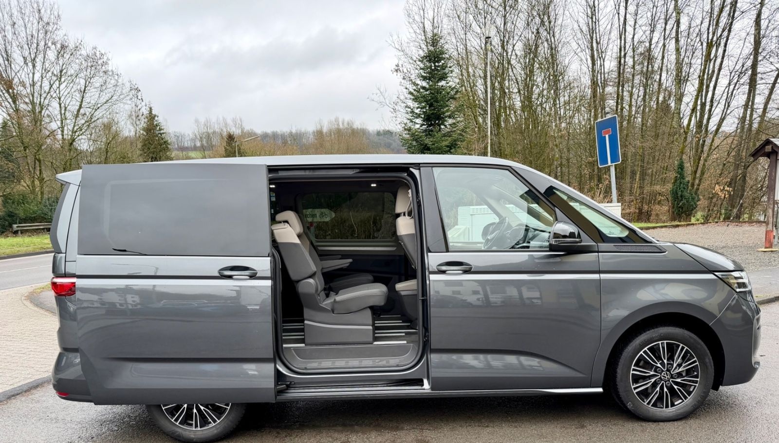 Volkswagen T7 Multivan Aut. Life Long 6Sitz AhkAccKamera foto 6