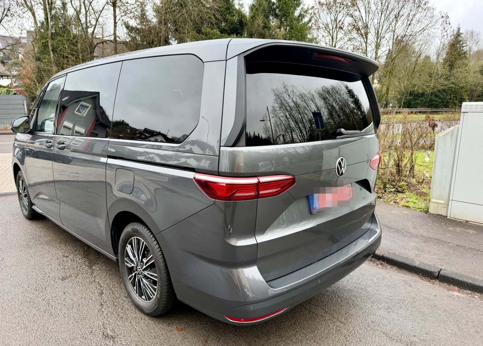 Volkswagen T7 Multivan Aut. Life Long 6Sitz AhkAccKamera foto 10