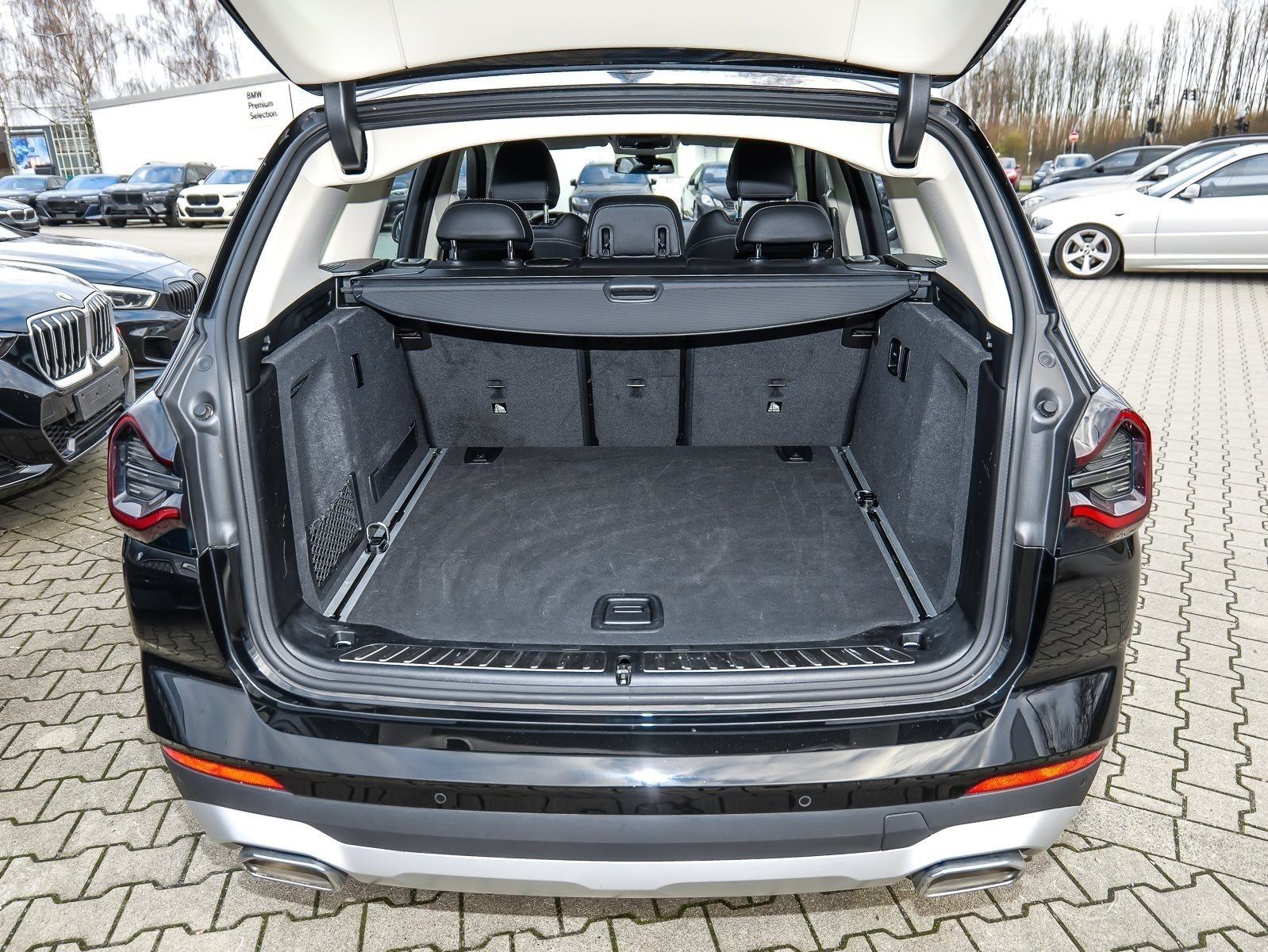 BMW X3 xDrive20d HUD ACC AHK 360°KAM RFK NAVI LED foto 20