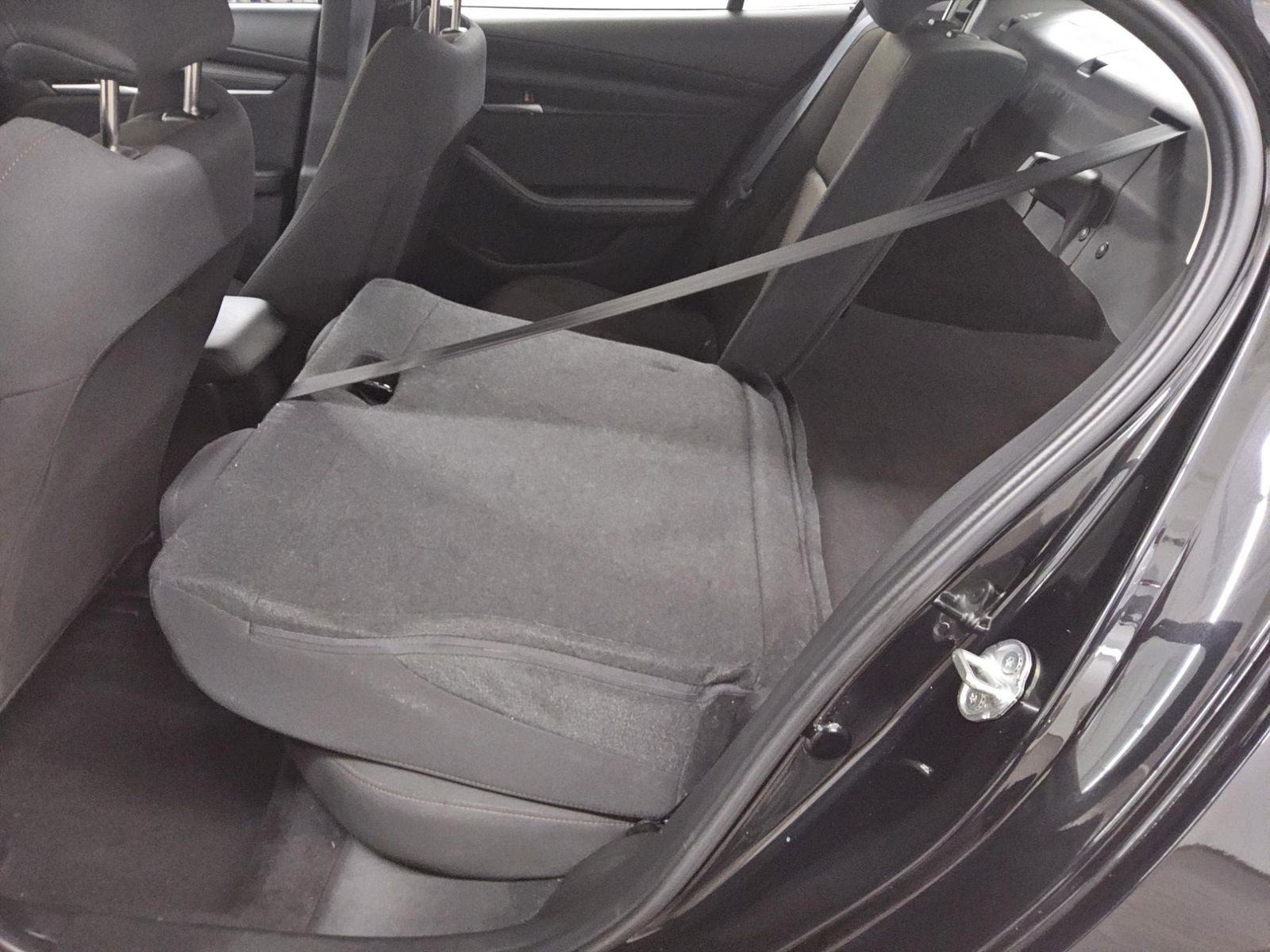 Mazda 3 SKYACTIV-G 2.0 M-Hybrid Prime Navi LED HuD RfK foto 12