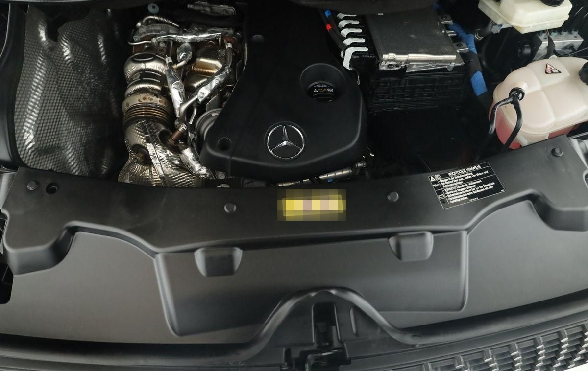 Mercedes-Benz V 300 d 4M extralang Avantgarde AMG 8S Navi 360 foto 8