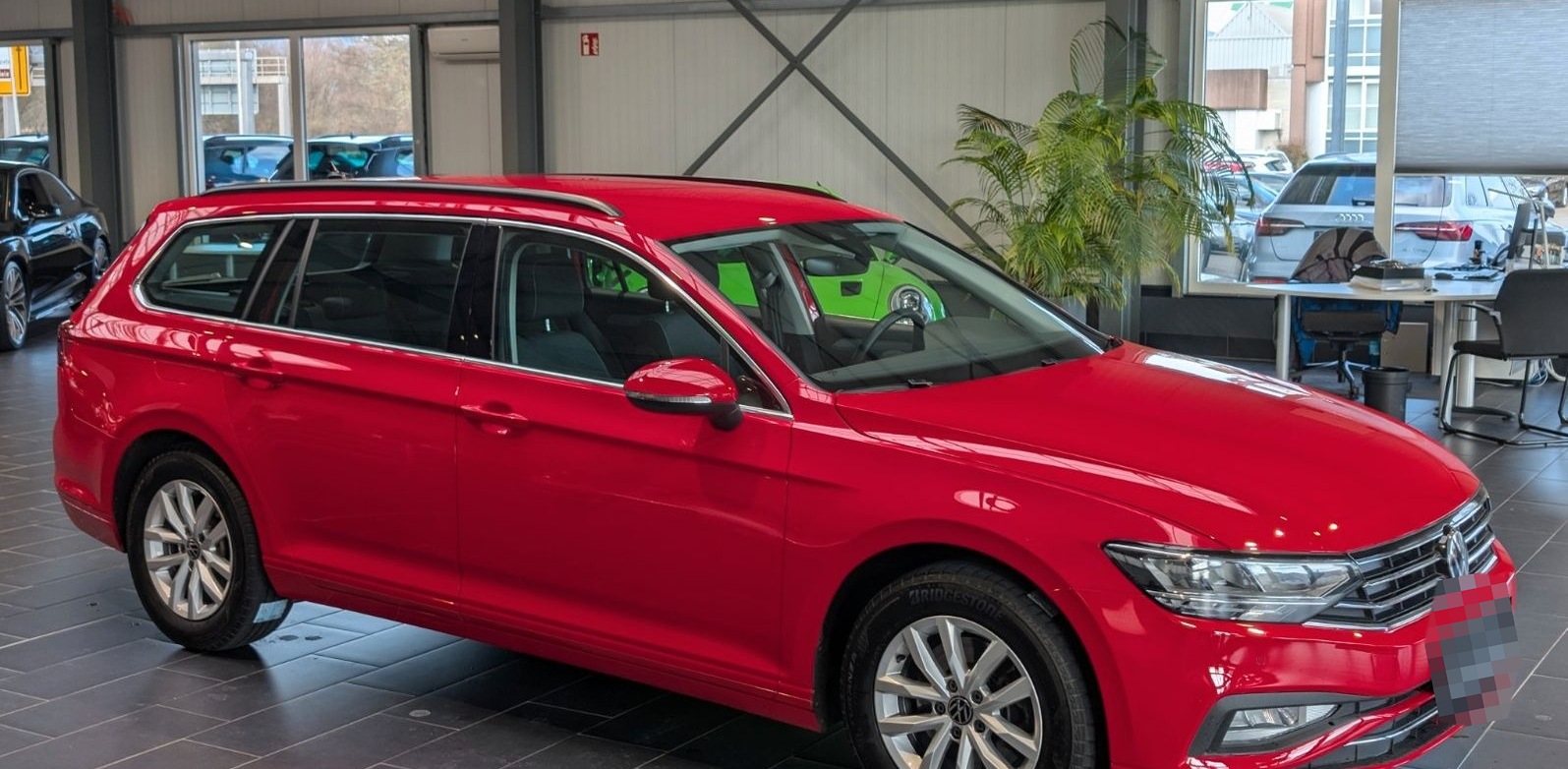 Volkswagen Passat Variant 2.0 TDI SCR DSG Business 8-fach foto 5
