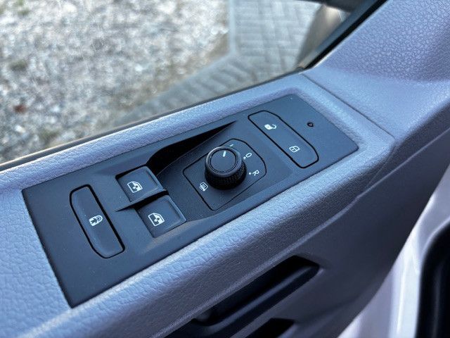 Volkswagen T6.1 Kombi/Lang/Navi/Kamera/8-Sitzer foto 15