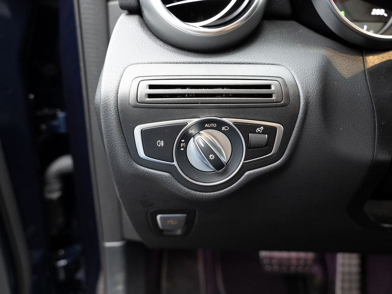 Mercedes-Benz GLC 300 4M Coupé AMG-Sport/360/SHD/AHK/Stdhz/19' foto 17