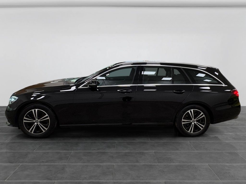 Mercedes-Benz E 200 T AVANTGARDE|PANO|KAM|TOTW|LED|EASY-P.|AMB foto 3
