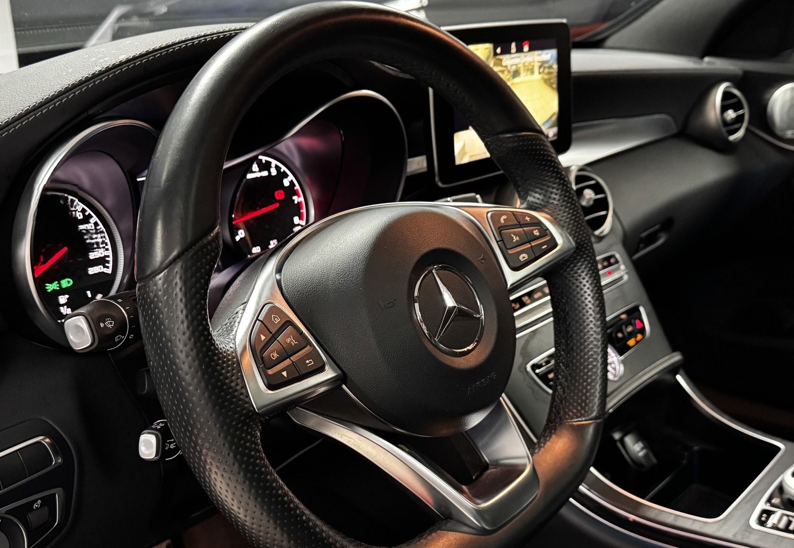 Mercedes-Benz C 43 AMG 360° BURMESTER DISTRONIC LED PANO foto 8