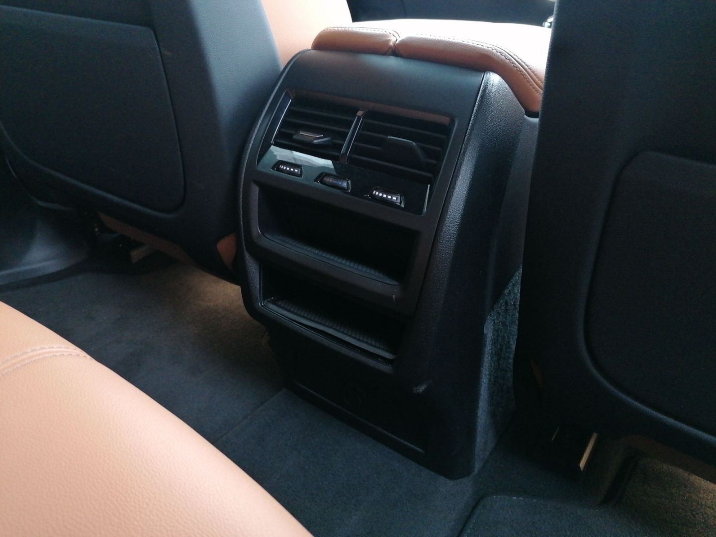 BMW X5 xDrive30d HUD AHK Navi Leder Digitales Cockpi foto 19