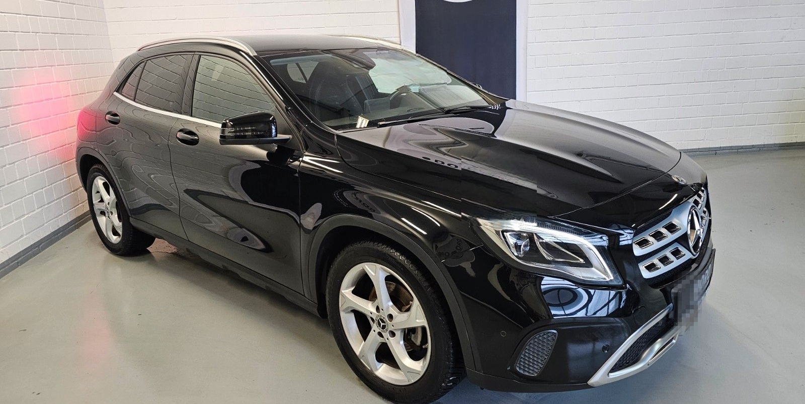 Mercedes-Benz GLA 200 Urban + LED/Navi/4Season/Klima/Teilleder foto 4