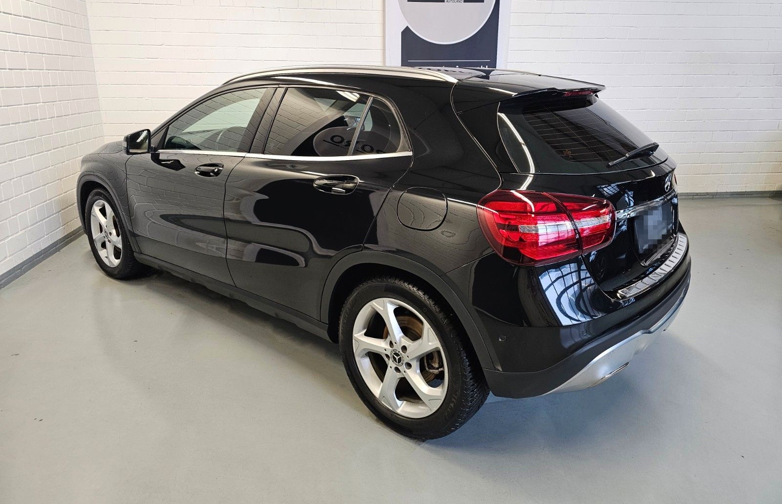 Mercedes-Benz GLA 200 Urban + LED/Navi/4Season/Klima/Teilleder foto 6