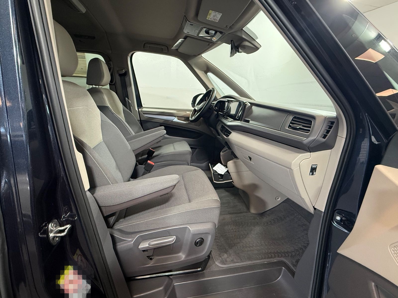 Volkswagen T7 Multivan/Life/AHK/LED/ACC/PDC/Kamera/DAB/PDC/ foto 15