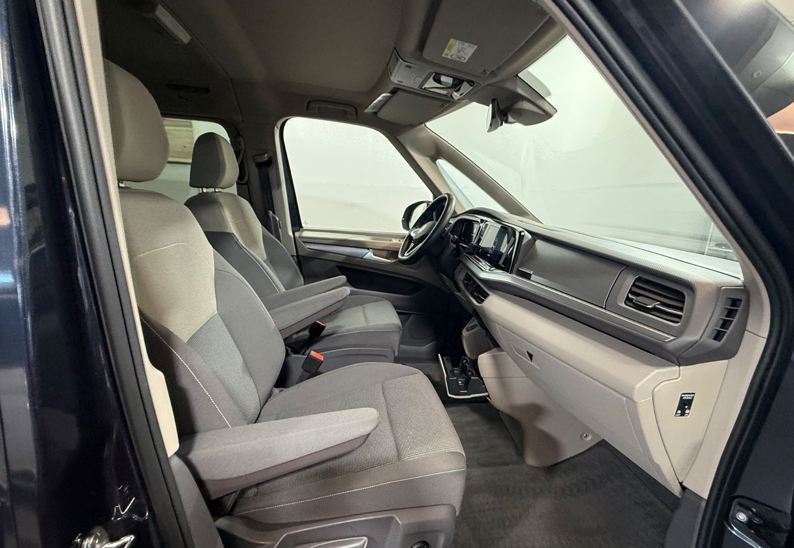 Volkswagen T7 Multivan/Life/AHK/LED/ACC/PDC/Kamera/DAB/PDC/ foto 16
