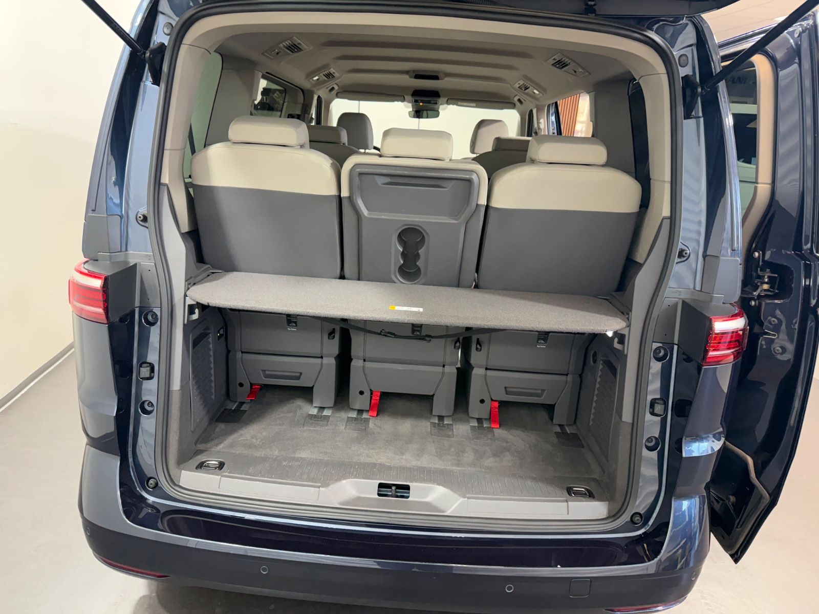 Volkswagen T7 Multivan/Life/AHK/LED/ACC/PDC/Kamera/DAB/PDC/ foto 19