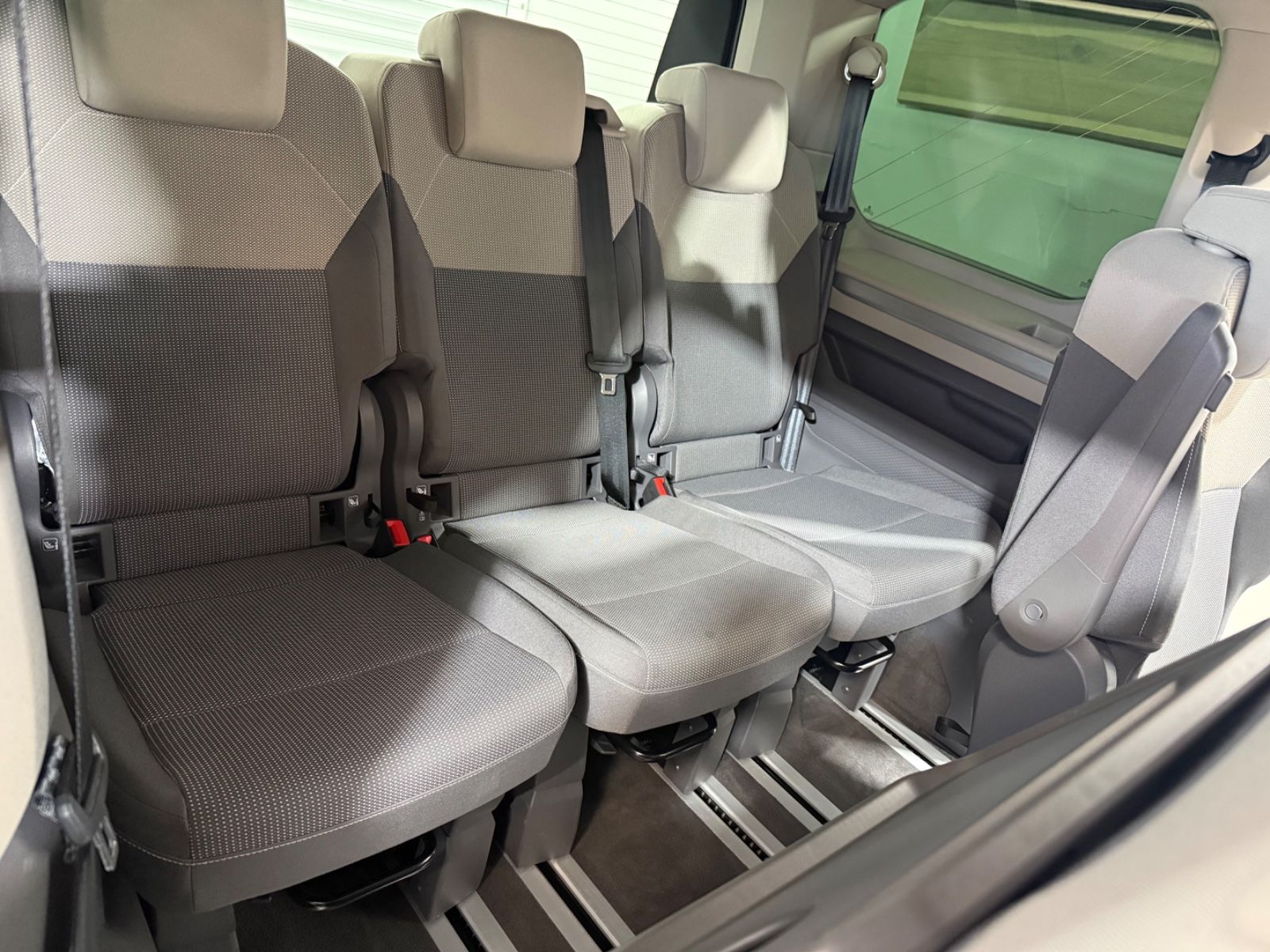 Volkswagen T7 Multivan/Life/AHK/LED/ACC/PDC/Kamera/DAB/PDC/ foto 21