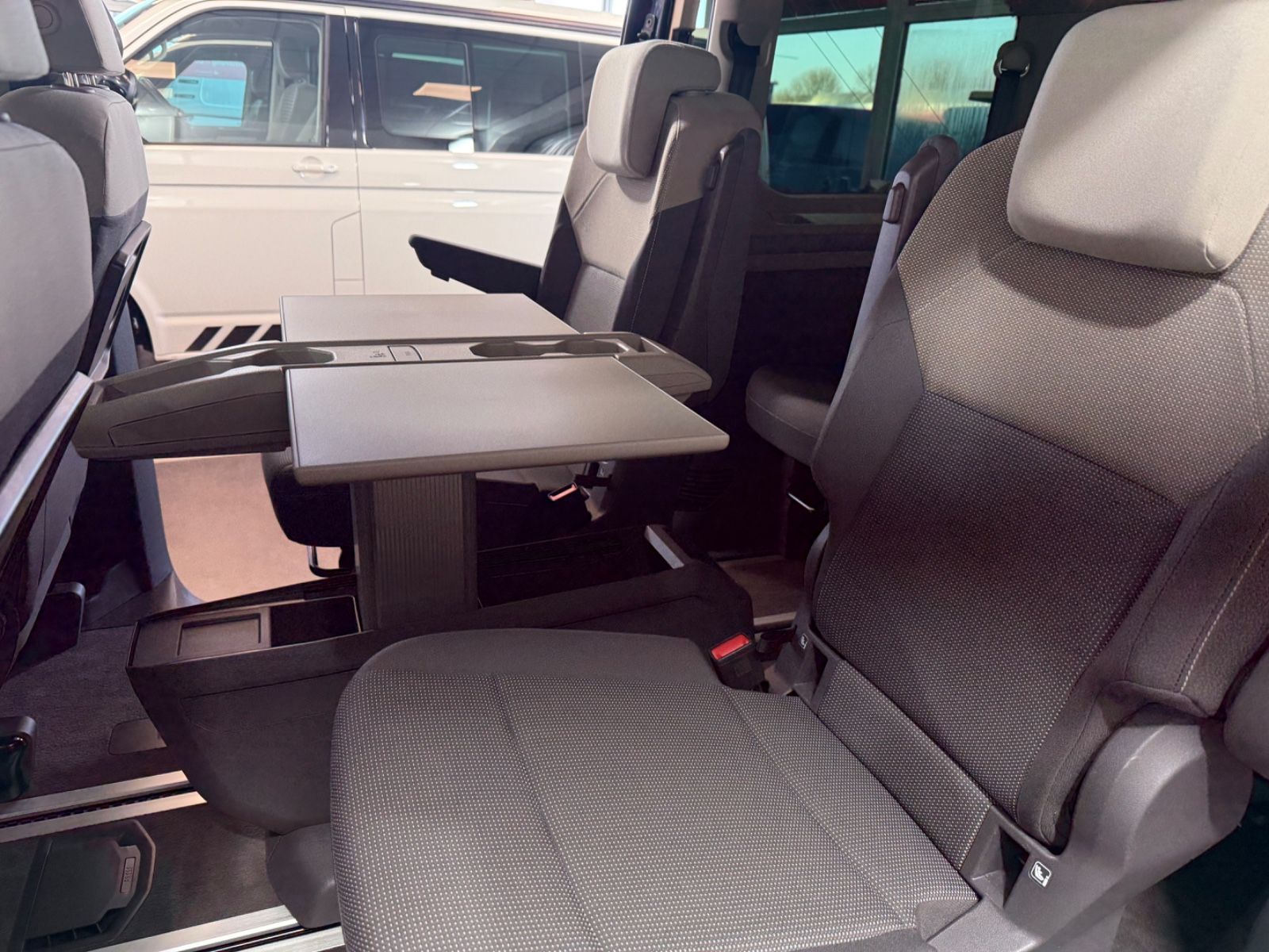 Volkswagen T7 Multivan/Life/AHK/LED/ACC/PDC/Kamera/DAB/PDC/ foto 22