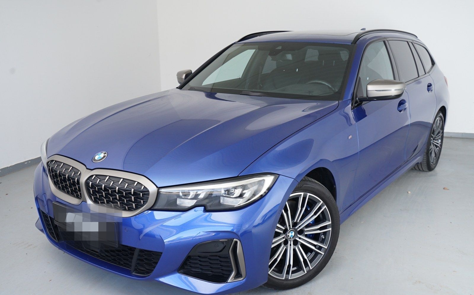 BMW M340d xDrive Touring (ACC Pano HUD RFK HiFi) foto 2