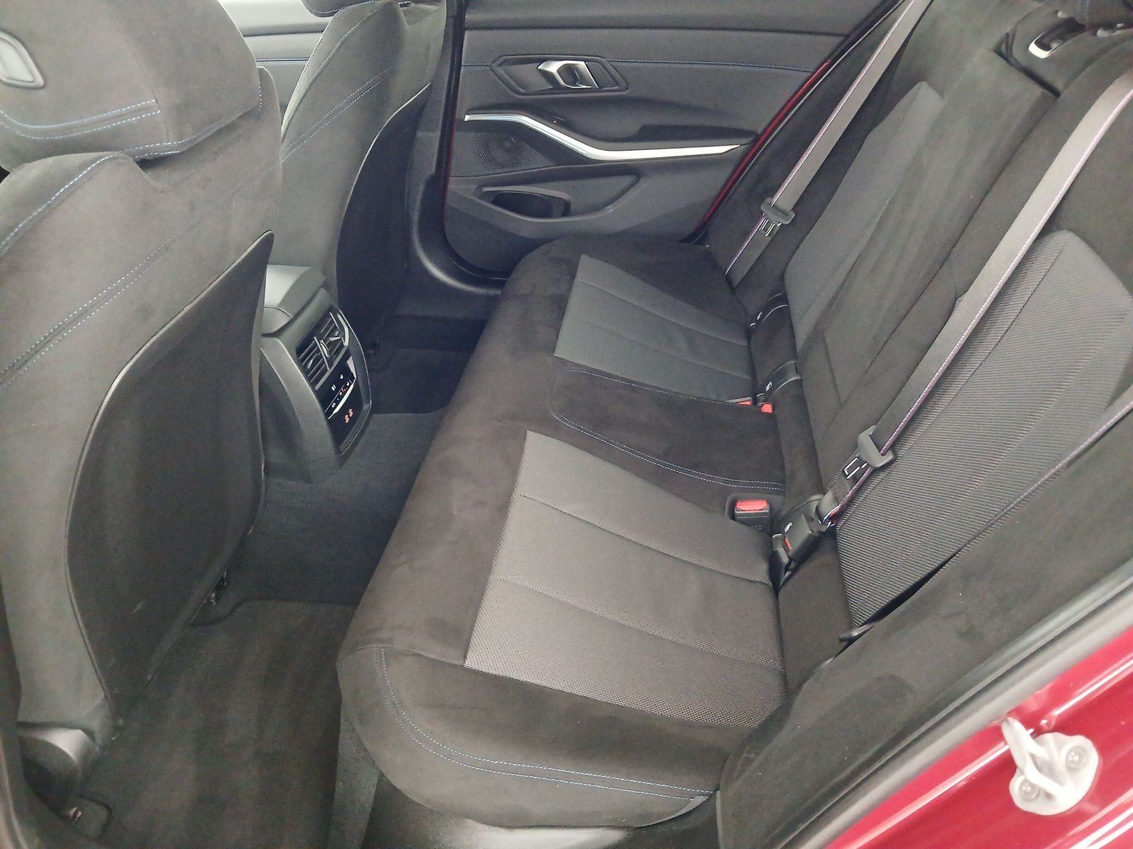 BMW 330e Lim. M Sport Pro LiveCockpitProf GSD Kamera foto 11