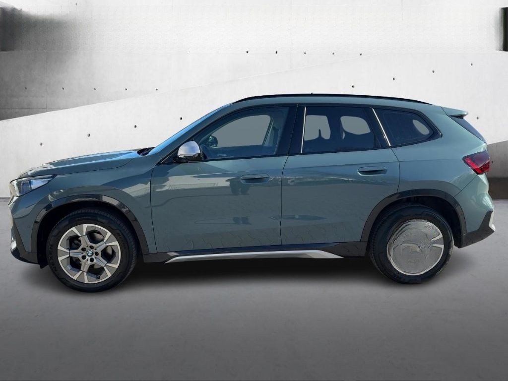 BMW X1 sDrive18i X-Line LED Anhängerkupplung Shadow  foto 2
