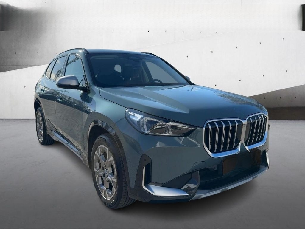 BMW X1 sDrive18i X-Line LED Anhängerkupplung Shadow  foto 5