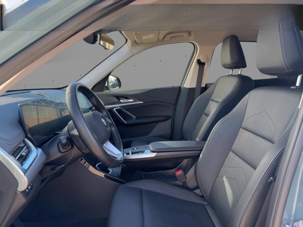 BMW X1 sDrive18i X-Line LED Anhängerkupplung Shadow  foto 7
