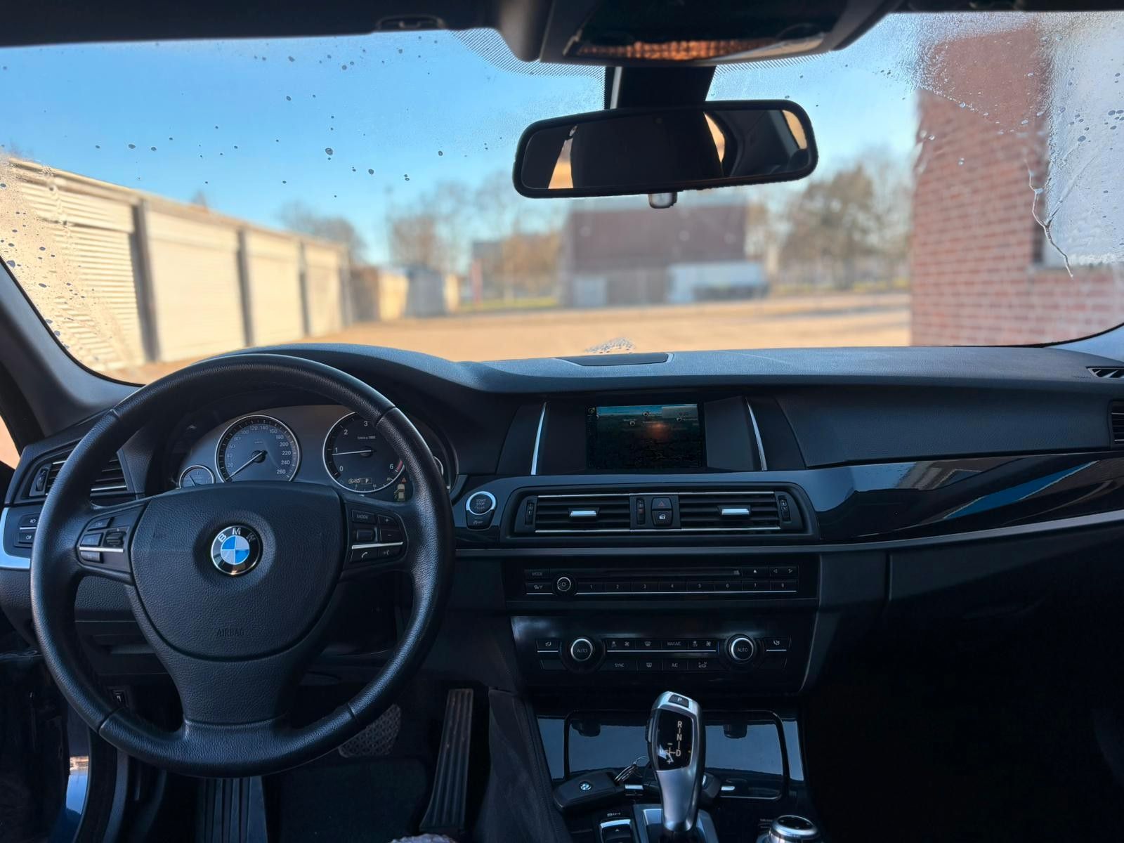 BMW 525D M Sport Paket Optik Navi PDC 8-Fach bereift foto 12