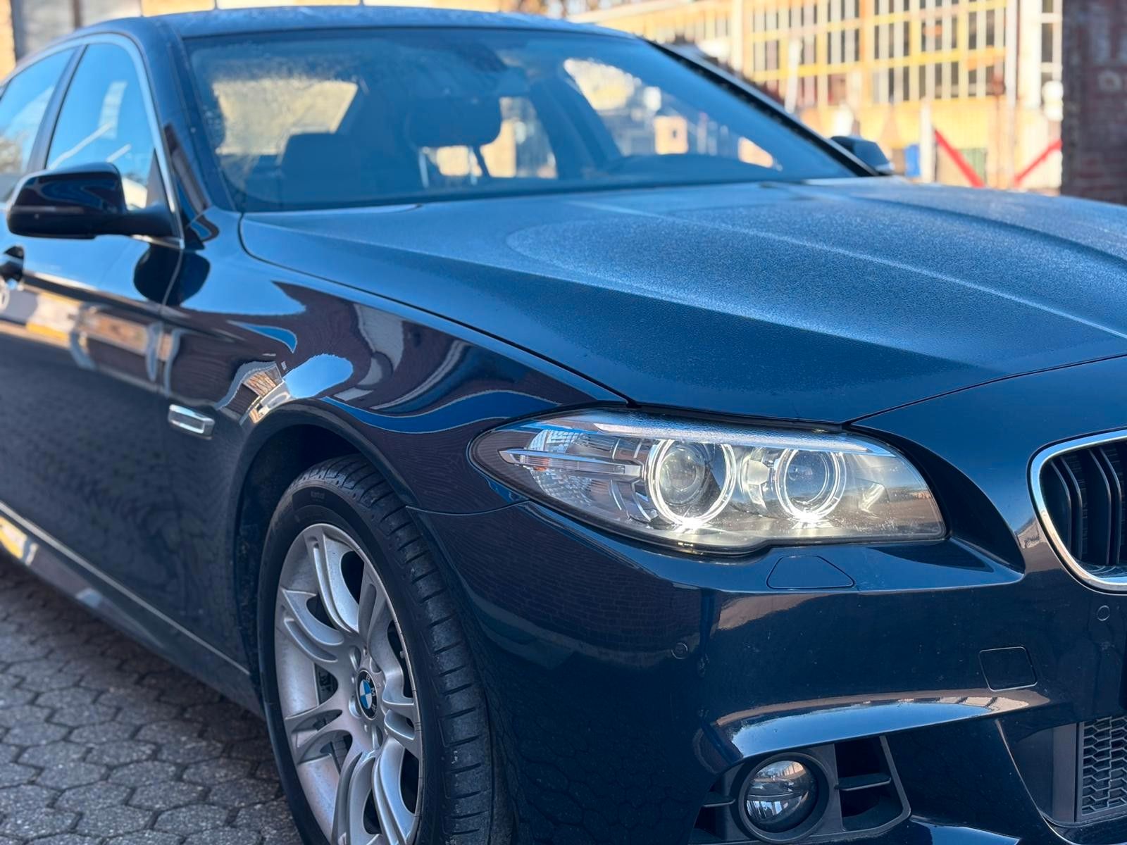 BMW 525D M Sport Paket Optik Navi PDC 8-Fach bereift foto 5