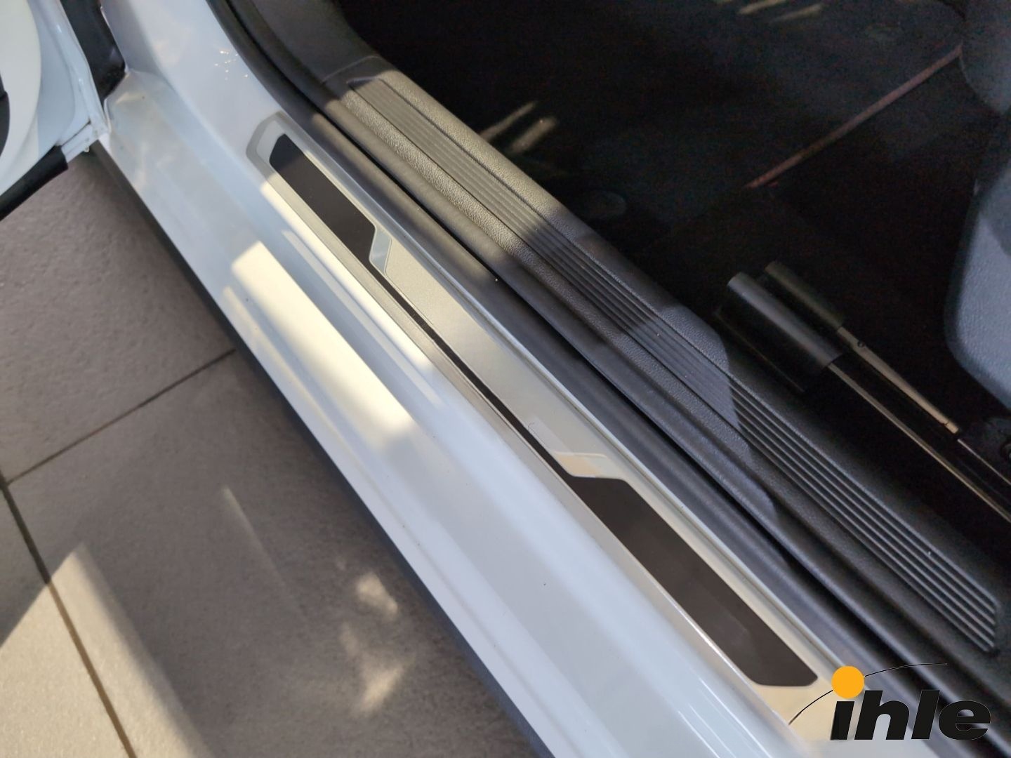 Volkswagen Polo GTI 2,0 TSI DSG R-FAHRKAMERA+NAVI+CLIMATRON foto 18