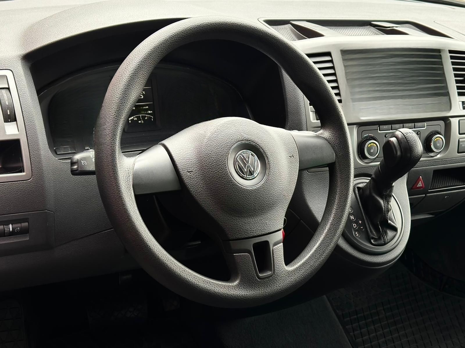 Volkswagen T5.2 Multivan 2.0TDI SPECIAL* BIXEN#AHK#TEMP#SHZ foto 25