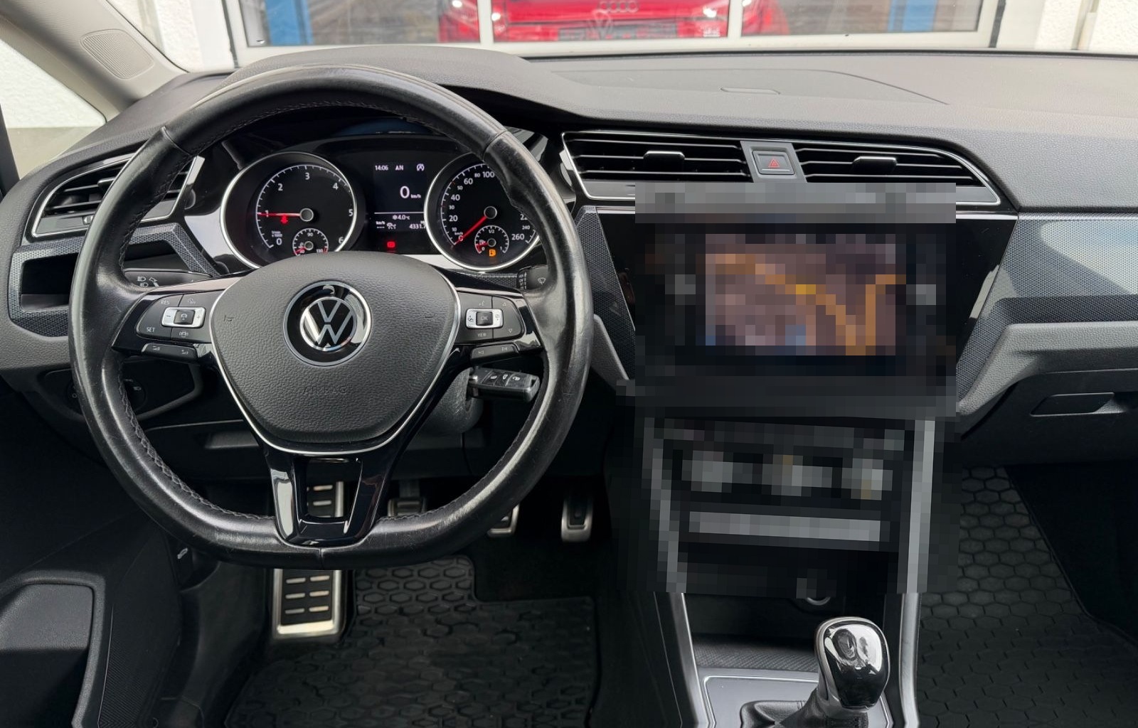 Volkswagen Touran United *ACC*Navi*LED* foto 10